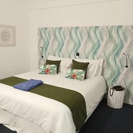 Mediterraneo Madeira 2* São Vicente