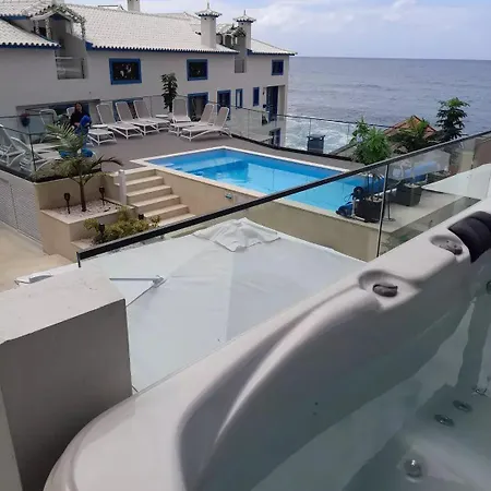 Mediterrâneo Madeira Hotel 2*